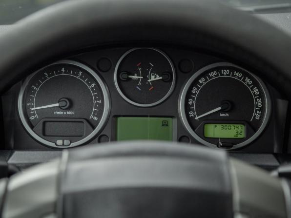 Land Rover Discovery III с пробегом 2006 года, цена 1 185 000 рублей, 300000 км, внедорожник, Автокод Объявления