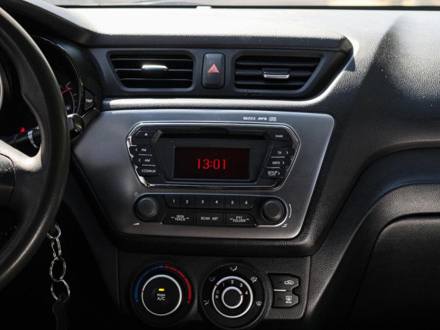 Kia Rio III Москва  - изображение 11