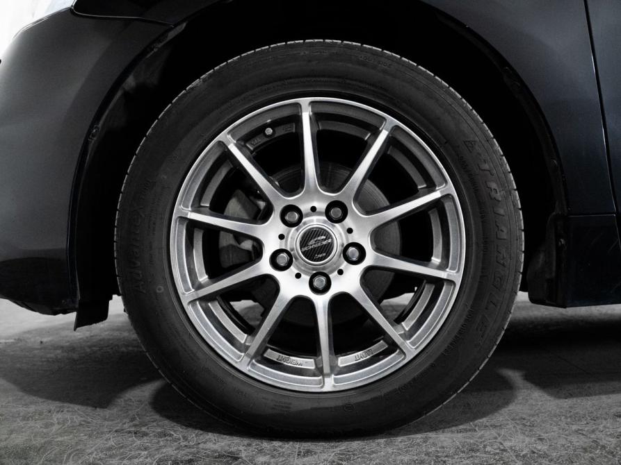 Toyota Prius Alpha I (ZVW40/41) Иркутск  - изображение 19