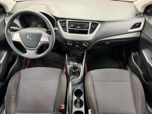 Hyundai Solaris II с пробегом 2019 года, цена 996 911 рублей, 128662 км, седан, Автокод Объявления