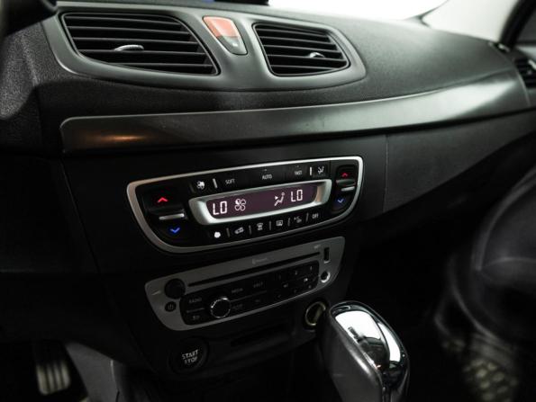 Renault Megane III Рестайлинг 2 с пробегом 2014 года, цена 720 000 рублей, 219000 км, хэтчбек, Автокод Объявления