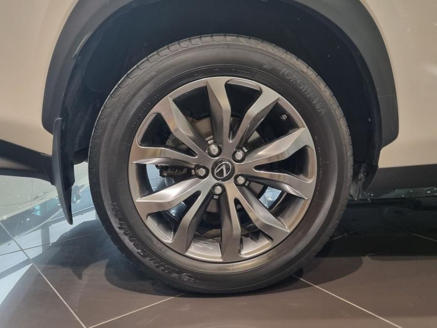 Lexus NX I Рестайлинг Екатеринбург  - изображение 9