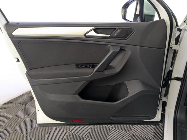 Volkswagen Tiguan II с пробегом 2020 года, цена 2 180 000 рублей, 111666 км, внедорожник, Автокод Объявления