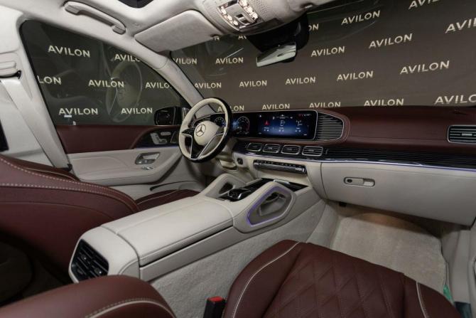 Новый Mercedes-Benz Maybach GLS I Рестайлинг 2025 года, цена 29 490 000 рублей, внедорожник, Автокод Объявления