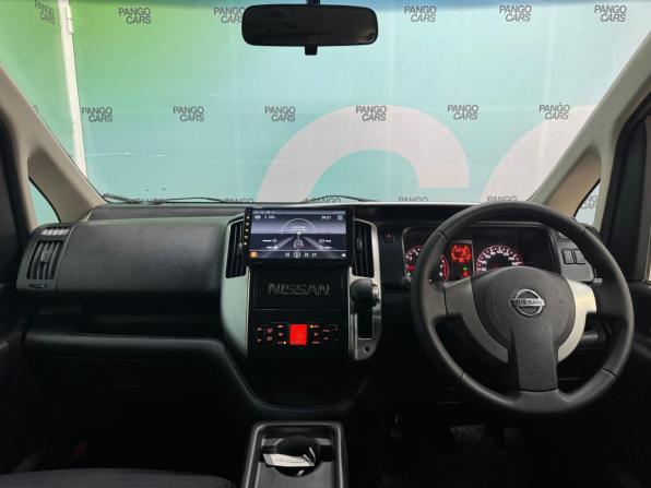 Nissan Serena III (C25) с пробегом 2009 года, цена 880 000 рублей, 260155 км, минивэн, Автокод Объявления