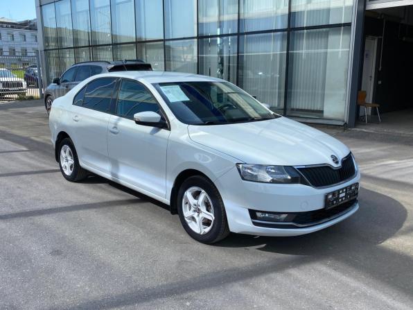 Skoda Rapid I Рестайлинг с пробегом 2018 года, цена 1 079 000 рублей, 155264 км, лифтбек, Автокод Объявления