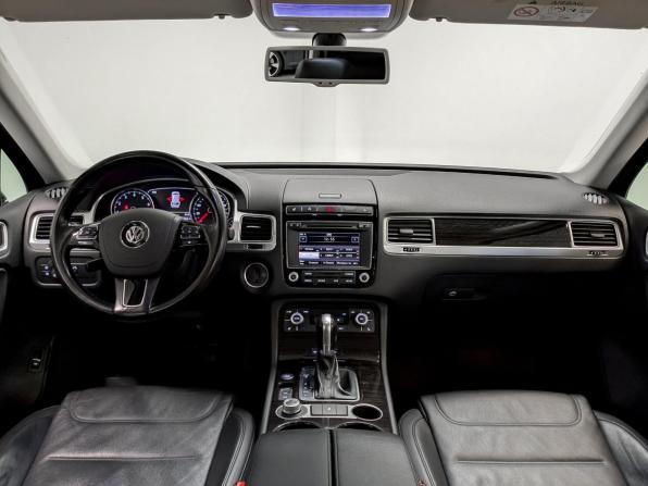 Volkswagen Touareg II Рестайлинг с пробегом 2016 года, цена 2 845 000 рублей, 141420 км, внедорожник, Автокод Объявления