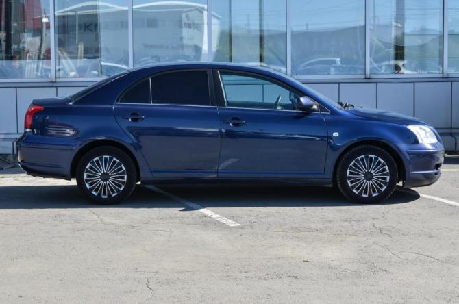 Toyota Avensis II с пробегом 2005 года, цена 745 000 рублей, 241286 км, седан, Автокод Объявления