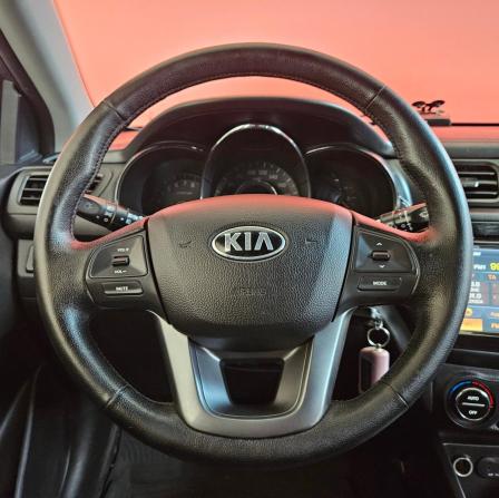 Kia Rio III с пробегом 2013 года, цена 750 000 рублей, 185432 км, седан, Автокод Объявления