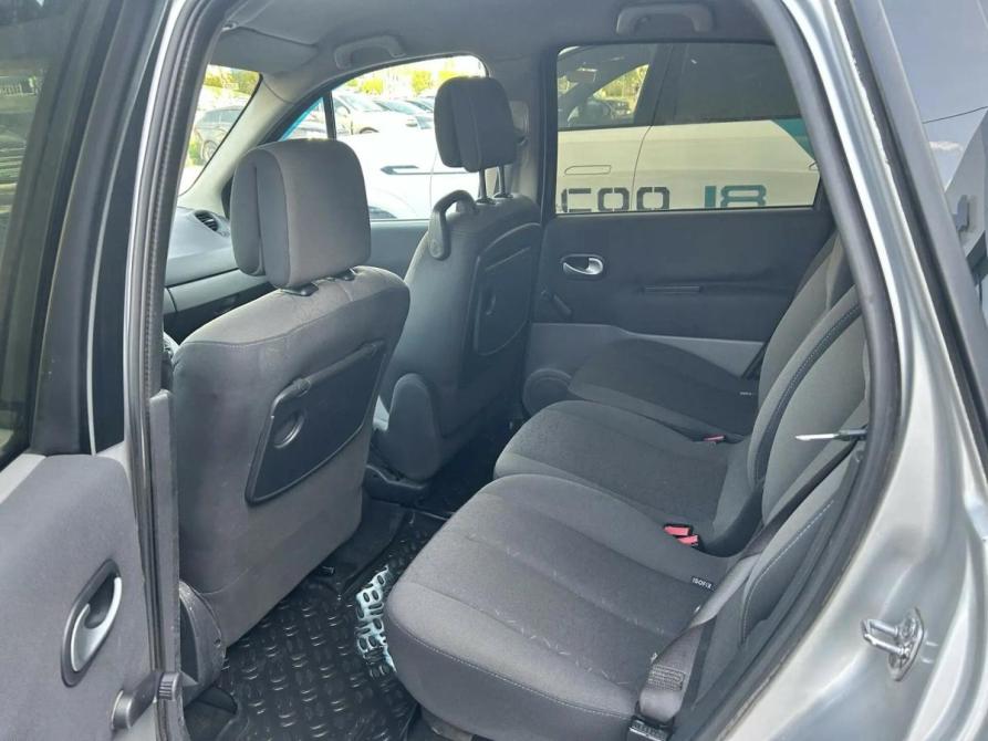 Renault Scenic II Рестайлинг Череповец  - изображение 14