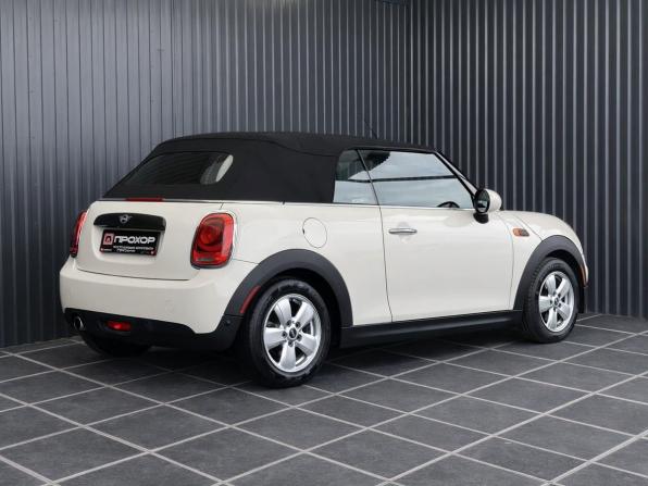Mini Cabrio III с пробегом 2018 года, цена 1 867 000 рублей, 76057 км, кабриолет, Автокод Объявления