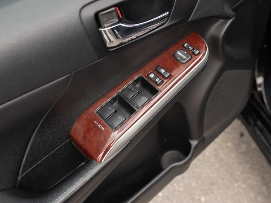 Toyota Camry VII (XV50) Новосибирск  - изображение 16
