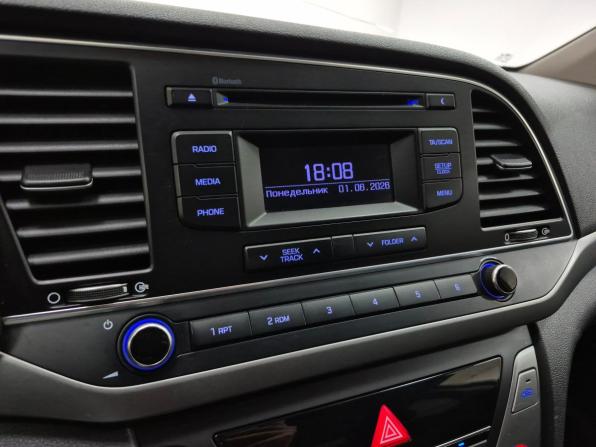 Hyundai Elantra VI (AD) с пробегом 2018 года, цена 1 250 000 рублей, 200532 км, седан, Автокод Объявления