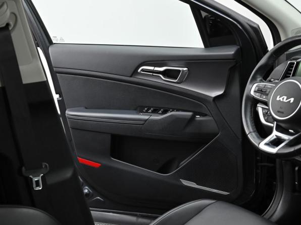 Kia Sportage V с пробегом 2021 года, цена 2 599 000 рублей, 63000 км, внедорожник, Автокод Объявления