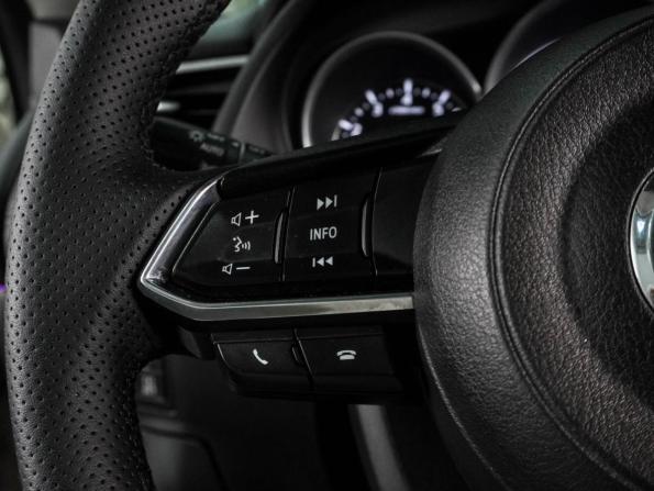 Mazda 6 III (GJ) Рестайлинг с пробегом 2016 года, цена 1 979 000 рублей, 190575 км, седан, Автокод Объявления