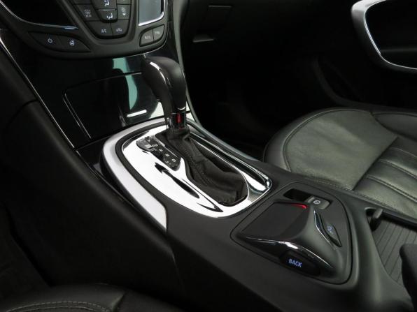Opel Insignia I Рестайлинг с пробегом 2014 года, цена 1 380 000 рублей, 117646 км, универсал, Автокод Объявления
