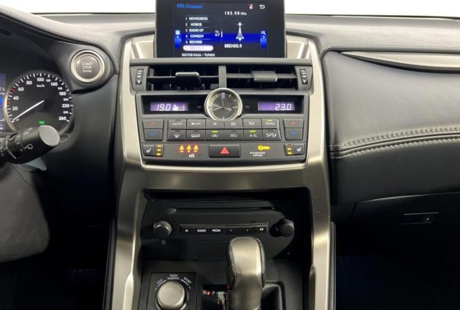 Lexus NX I с пробегом 2015 года, цена 2 690 000 рублей, 98519 км, внедорожник, Автокод Объявления