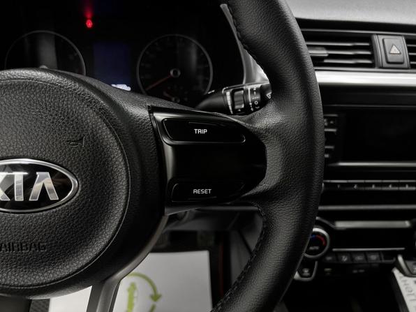 Kia Rio IV Рестайлинг с пробегом 2020 года, цена 1 545 000 рублей, 81869 км, седан, Автокод Объявления