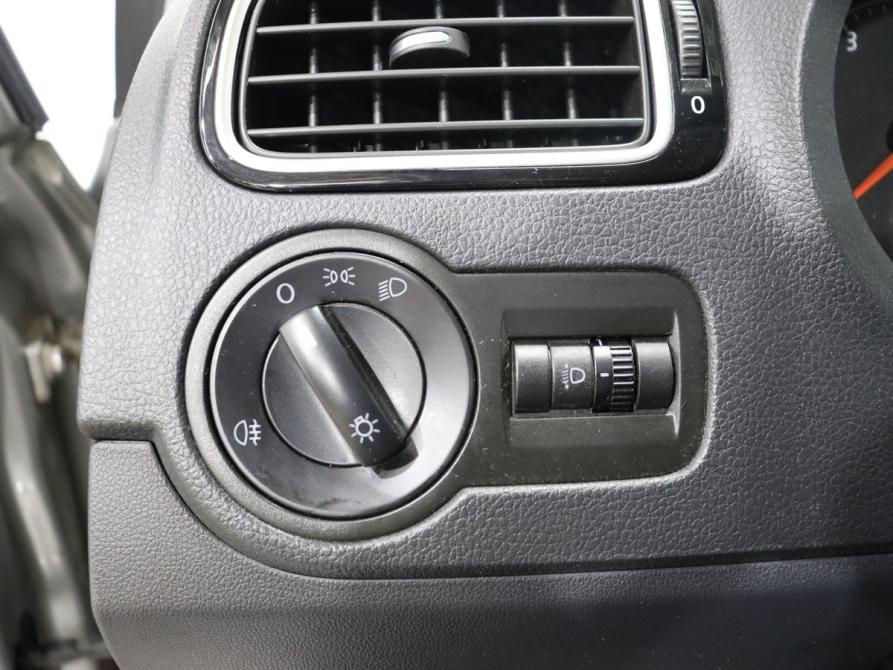 Volkswagen Polo V Рестайлинг Москва  - изображение 12