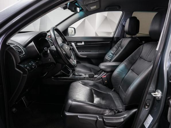 Kia Sorento II Рестайлинг с пробегом 2015 года, цена 1 770 000 рублей, 175000 км, внедорожник, Автокод Объявления