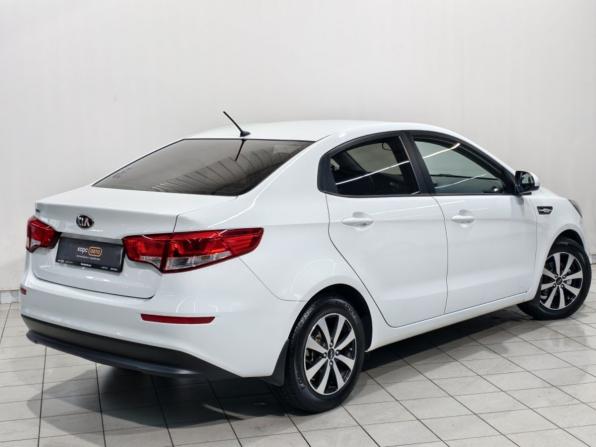 Kia Rio III Рестайлинг с пробегом 2016 года, цена 1 053 000 рублей, 104553 км, седан, Автокод Объявления