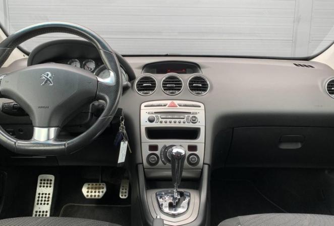 Peugeot 408 I с пробегом 2015 года, цена 650 000 рублей, 134570 км, седан, Автокод Объявления
