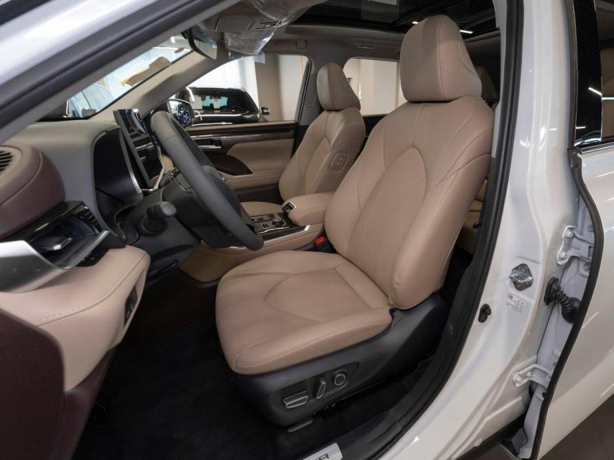 Toyota Highlander IV (XU70) Москва  - изображение 9