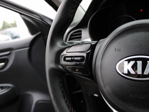 Kia Rio IV с пробегом 2017 года, цена 1 199 000 рублей, 141872 км, седан, Автокод Объявления