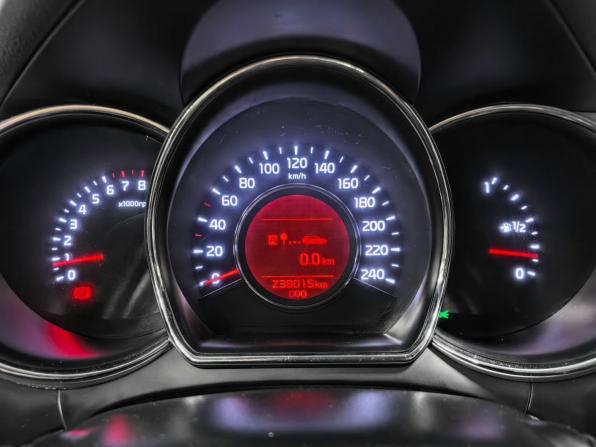 Kia Ceed II с пробегом 2012 года, цена 890 000 рублей, 237989 км, хэтчбек, Автокод Объявления