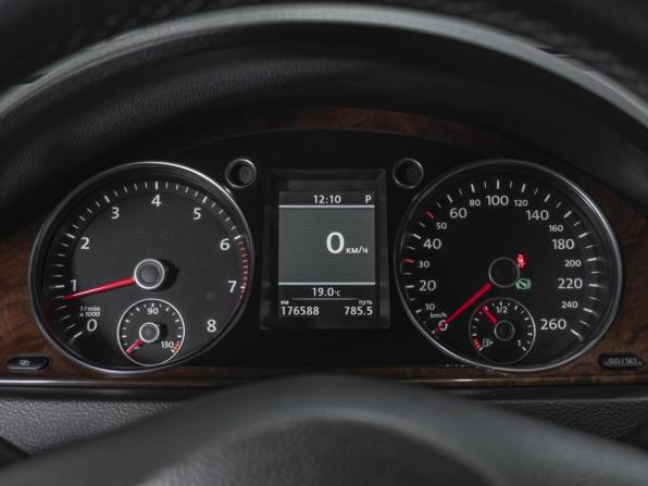 Volkswagen Passat B7 с пробегом 2011 года, цена 920 000 рублей, 176588 км, седан, Автокод Объявления
