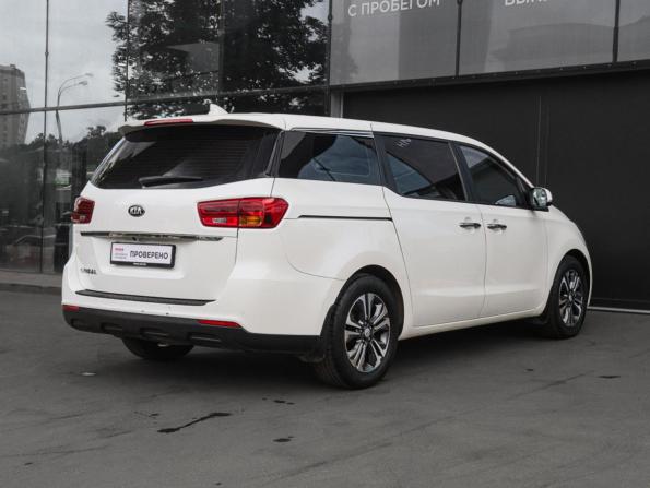 Kia Carnival III с пробегом 2018 года, цена 2 800 000 рублей, 105254 км, минивэн, Автокод Объявления