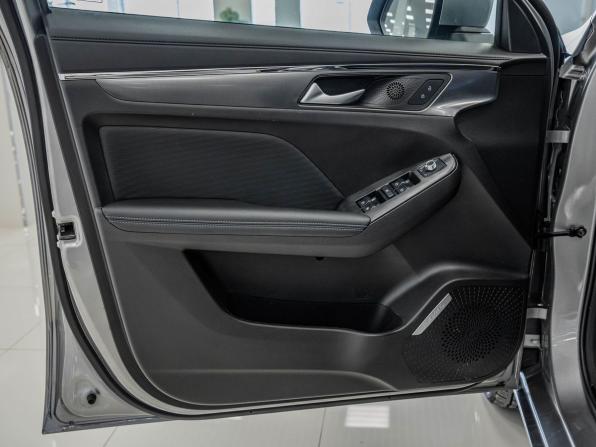 Haval Jolion I с пробегом 2023 года, цена 2 050 000 рублей, 41893 км, внедорожник, Автокод Объявления