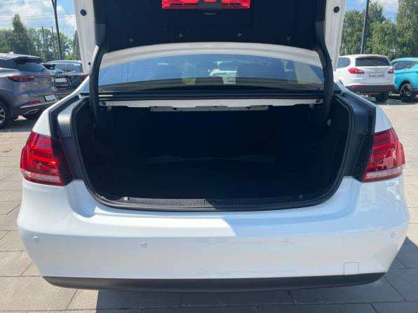 Mercedes-Benz E-Класс IV (W212 S212 C207) Рестайлинг с пробегом 2013 года, цена 1 915 000 рублей, 227493 км, седан, Автокод Объявления