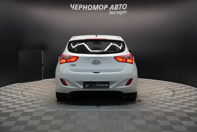 Hyundai i30 II Рестайлинг с пробегом 2015 года, цена 1 395 000 рублей, 125200 км, хэтчбек, Автокод Объявления