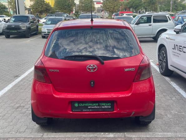Toyota Yaris II с пробегом 2007 года, цена 388 000 рублей, 239982 км, хэтчбек, Автокод Объявления
