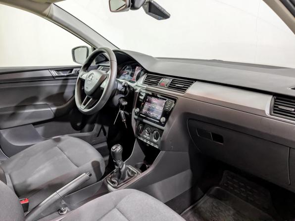 Skoda Rapid I Рестайлинг с пробегом 2019 года, цена 925 000 рублей, 142257 км, лифтбек, Автокод Объявления