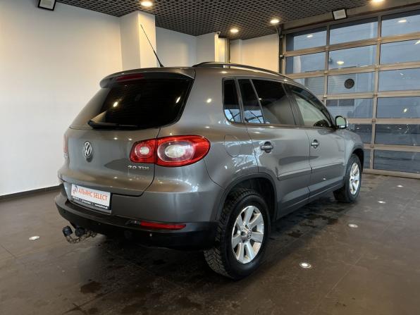 Volkswagen Tiguan I с пробегом 2009 года, цена 670 000 рублей, 372977 км, внедорожник, Автокод Объявления