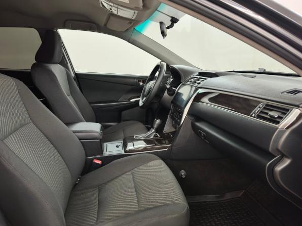 Toyota Camry VII (XV50) Рестайлинг с пробегом 2016 года, цена 1 660 000 рублей, 166261 км, седан, Автокод Объявления