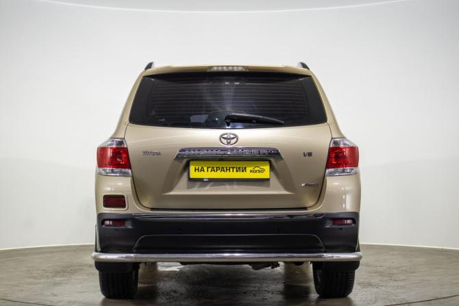 Toyota Highlander II (XU40) Рестайлинг с пробегом 2013 года, цена 2 749 000 рублей, 176761 км, внедорожник, Автокод Объявления