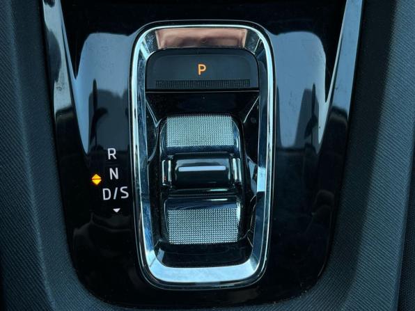 Skoda Octavia IV (A8) с пробегом 2021 года, цена 2 190 000 рублей, 109989 км, лифтбек, Автокод Объявления