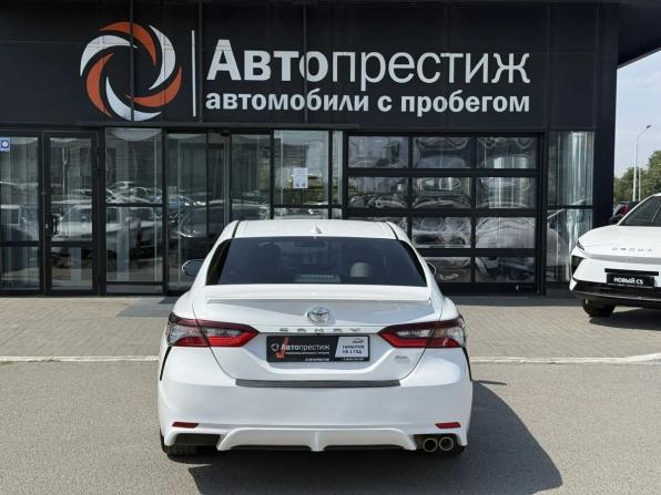 Toyota Camry VIII (XV70) Рестайлинг с пробегом 2021 года, цена 2 699 000 рублей, 41755 км, седан, Автокод Объявления