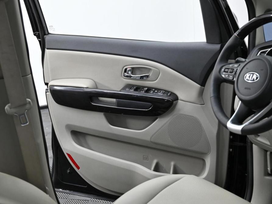 Kia Carnival III Москва  - изображение 13