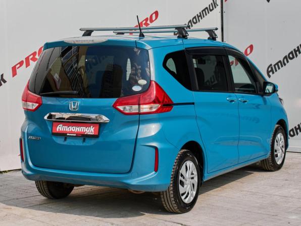Honda Freed II с пробегом 2016 года, цена 1 375 000 рублей, 144981 км, компактвэн, Автокод Объявления