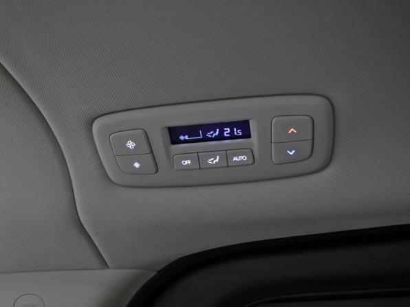 Hyundai Staria I с пробегом 2022 года, цена 5 299 999 рублей, 24100 км, минивэн, Автокод Объявления
