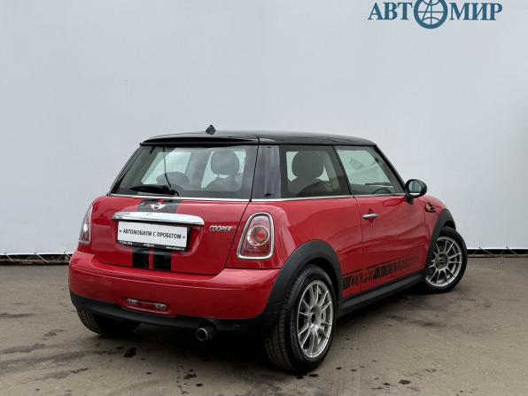 Mini Hatch II (R56) Рестайлинг с пробегом 2013 года, цена 1 050 000 рублей, 128219 км, хэтчбек, Автокод Объявления