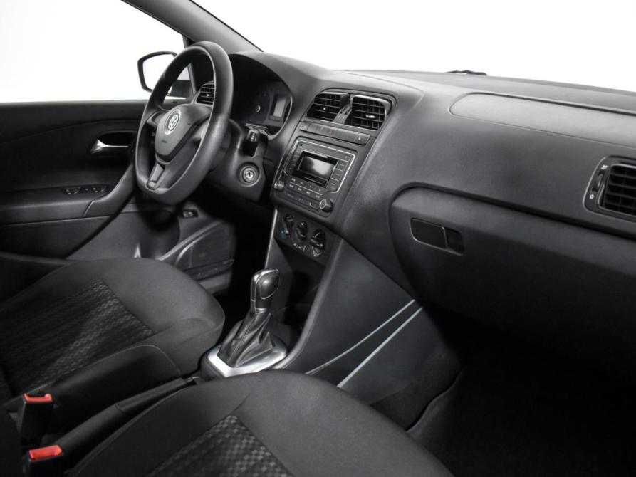 Volkswagen Polo V Рестайлинг Санкт-Петербург  - изображение 13