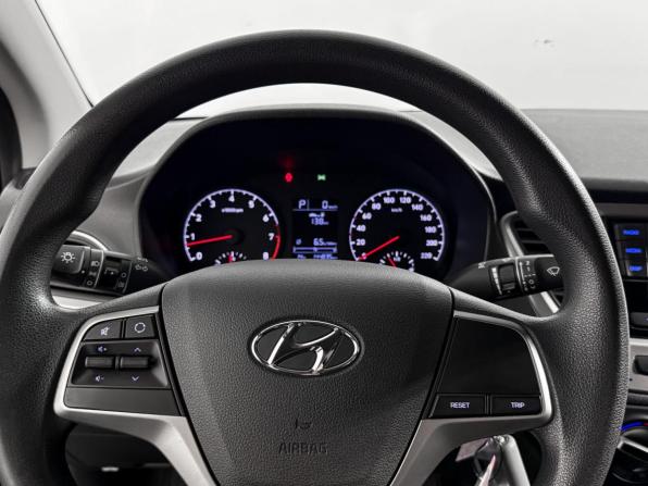 Hyundai Solaris II с пробегом 2018 года, цена 1 195 000 рублей, 144534 км, седан, Автокод Объявления
