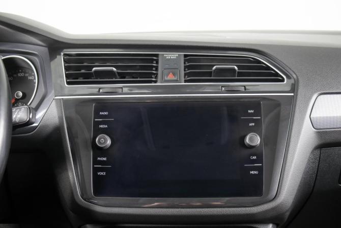 Volkswagen Tiguan II Рестайлинг с пробегом 2021 года, цена 3 150 000 рублей, 127654 км, внедорожник, Автокод Объявления