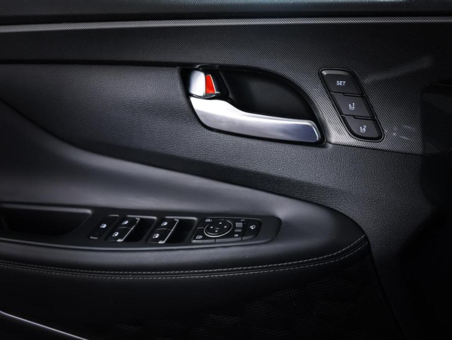 Hyundai Santa Fe IV Рестайлинг Москва  - изображение 19