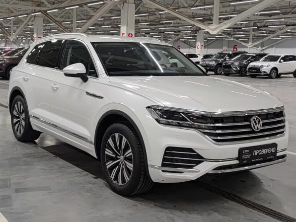 Volkswagen Touareg III с пробегом 2020 года, цена 5 480 000 рублей, 107027 км, внедорожник, Автокод Объявления
